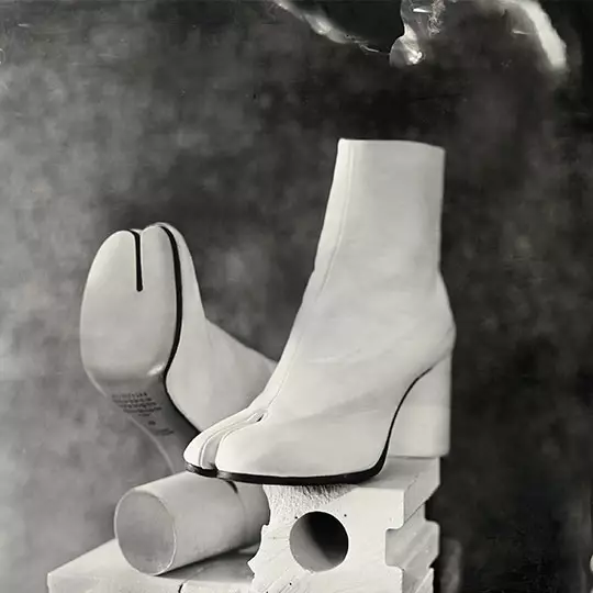ABOUT MAISON MARGIELA