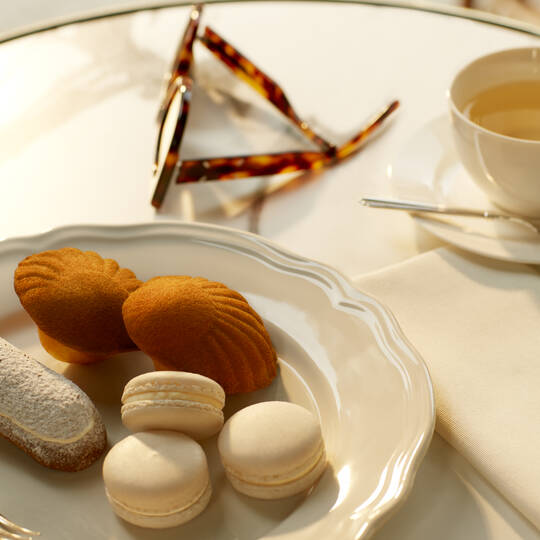 AFTERNOON DELIGHT