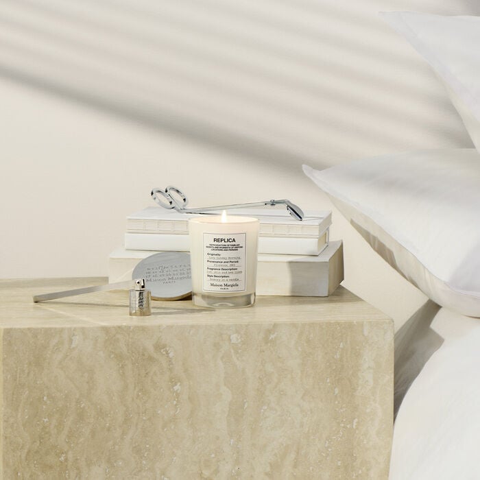 マルジェラ REPLICA Lazy Sunday Morning キャンドル REPLICA Lazy Sunday Morning Scented Candle| Maison Margiela