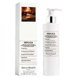 REPLICA By The Fireplace Shower Gel